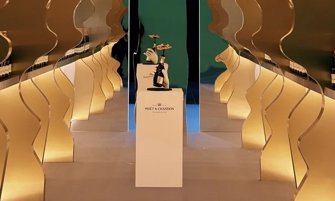 MOËT — The corridor of bottles toward the pedestal